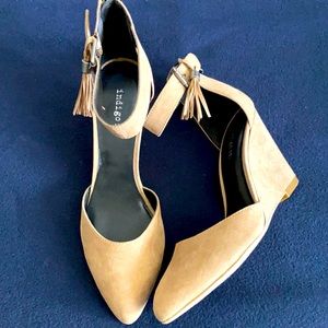 Indigo Rd Wedge Heel Shoes